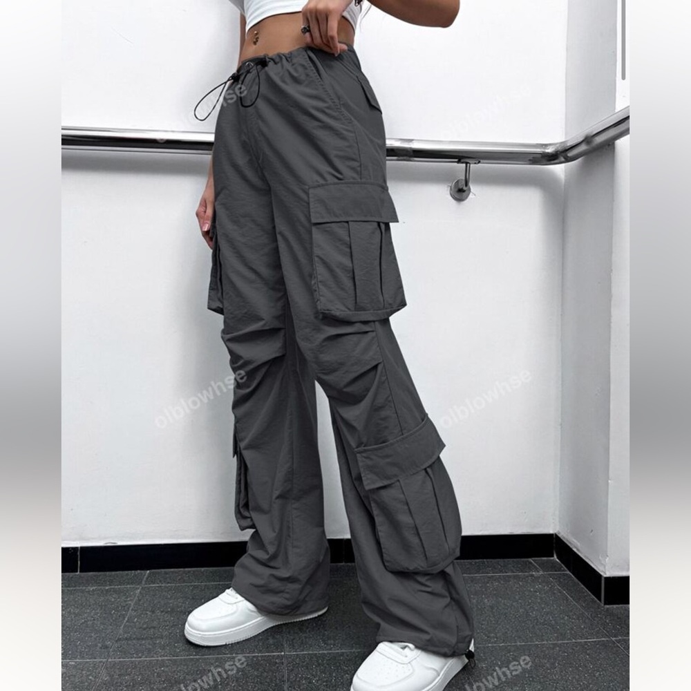 SHEIN Women's Gray Cargo Joggers